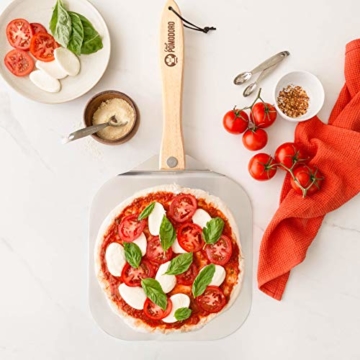 Chef Pomodoro Pizzaschieber mit einklappbarem Holzgriff, 30,5 cm x 35,5 cm - Hochwertige Pizzaschaufel aus Aluminium - Gourmet Pizzaheber für hausgemachte Pizzen, Backen, Brot - Pizza Zubehör - 7