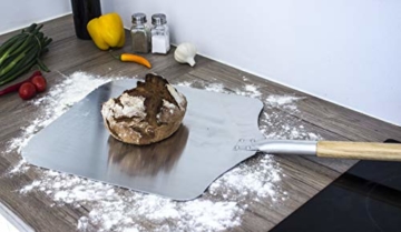 Innoecom Creations Aluminium Pizzaschaufel Pizzaschieber auch verwendbar zum Ofenbrotbacken mit großzügiger Auflagefläche (40 x 35 cm) Gesamtlänge 70 cm - 4