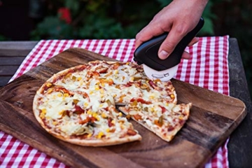 Mattensäbel - Pizzaroller mit einer harten Klinge aus Keramik -Scharfer Profi-Pizzaschneider für geringen Kraftaufwand - leicht zu reinigen - mit Klingenschutz - 4