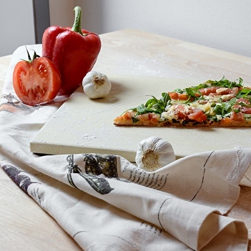 Navaris Pizzastein und Wiegemesser Set - Pizza Stein 38x30cm aus Cordierit - für Pizza Brot Flammkuchen - inkl. Pizzaschneider 35cm Edelstahl Klinge - 2