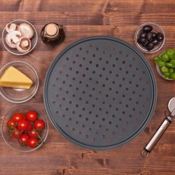 Relaxdays Pizzablech, 2er Set, rund, gelocht, antihaft, Pizza & Flammkuchen, Carbonstahl, Knusperblech, ∅ 32 cm, grau - 2