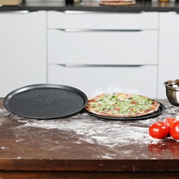 Relaxdays Pizzablech mit Perforation im Set runde Pizzabackbleche mit extra großem Durchmesser: ca. 29 cm Backbleche für Pizza und Flammkuchen Pizza Backset im 2er Set antihaftbeschichtet, anthrazit - 2