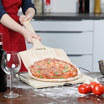 Relaxdays Pizzaschieber XXL aus Holz mit extra langem Griff HBT ca. 1 x 30 x 78 cm Pizzaschaufel für Pizzaofen Pizzaheber als ideales Zubehör zum Pizzabrett auch als Pizzateller oder Pizzabrett, natur - 2