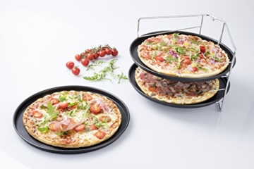 Zenker Pizzaset 4-teilig, 3 x Pizzablech mit Ständer, Pizzabackblech, rund (Ø 29 cm) & beschichtet, für 5 Pizzen & Flammkuchen gleichzeitig im Backofen - 3